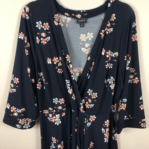 NWOT 3X Torrid Navy Floral Faux Wrap Dress - Picture 3 of 13